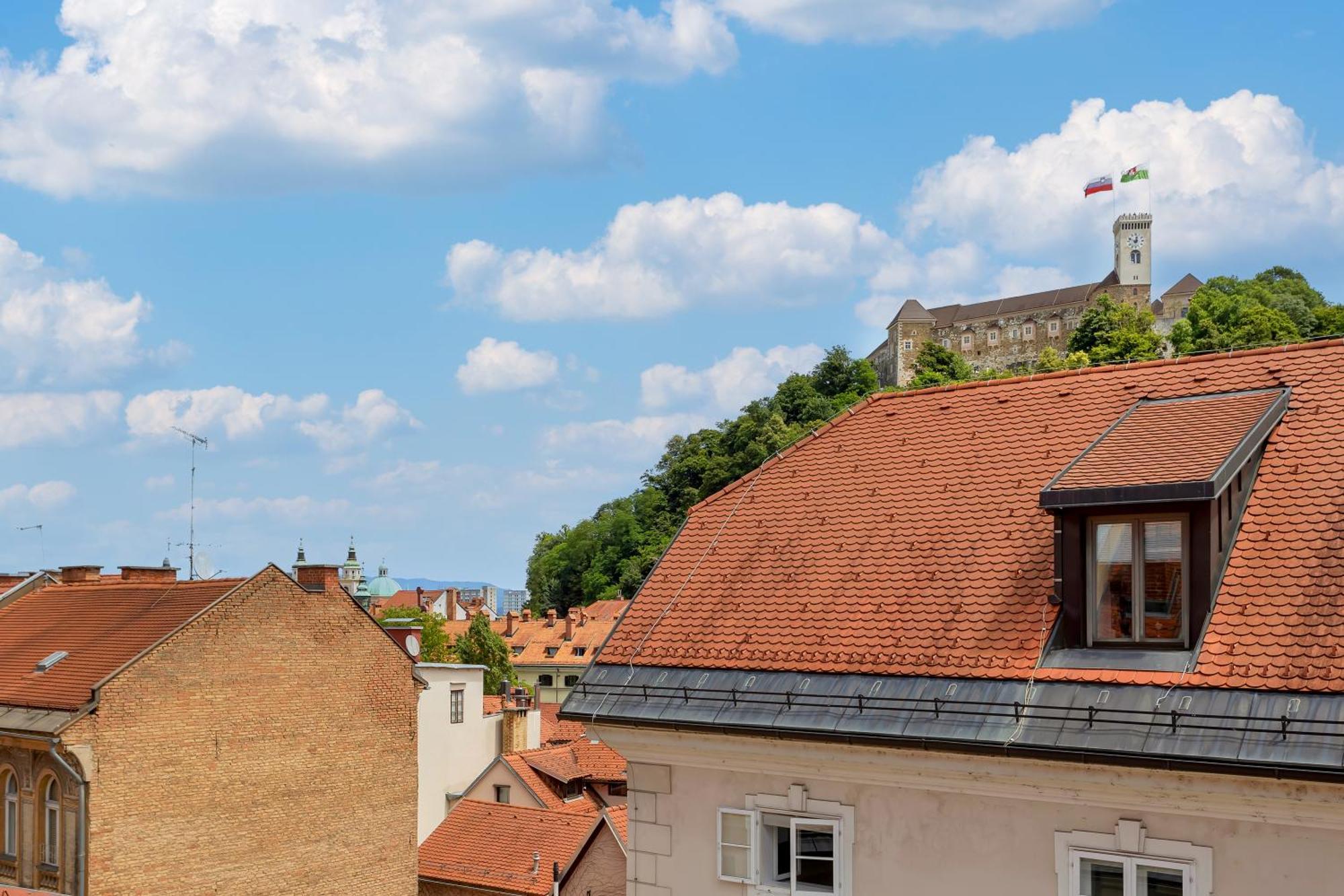 Castle View Palace Residence Ljubljana Exterior photo